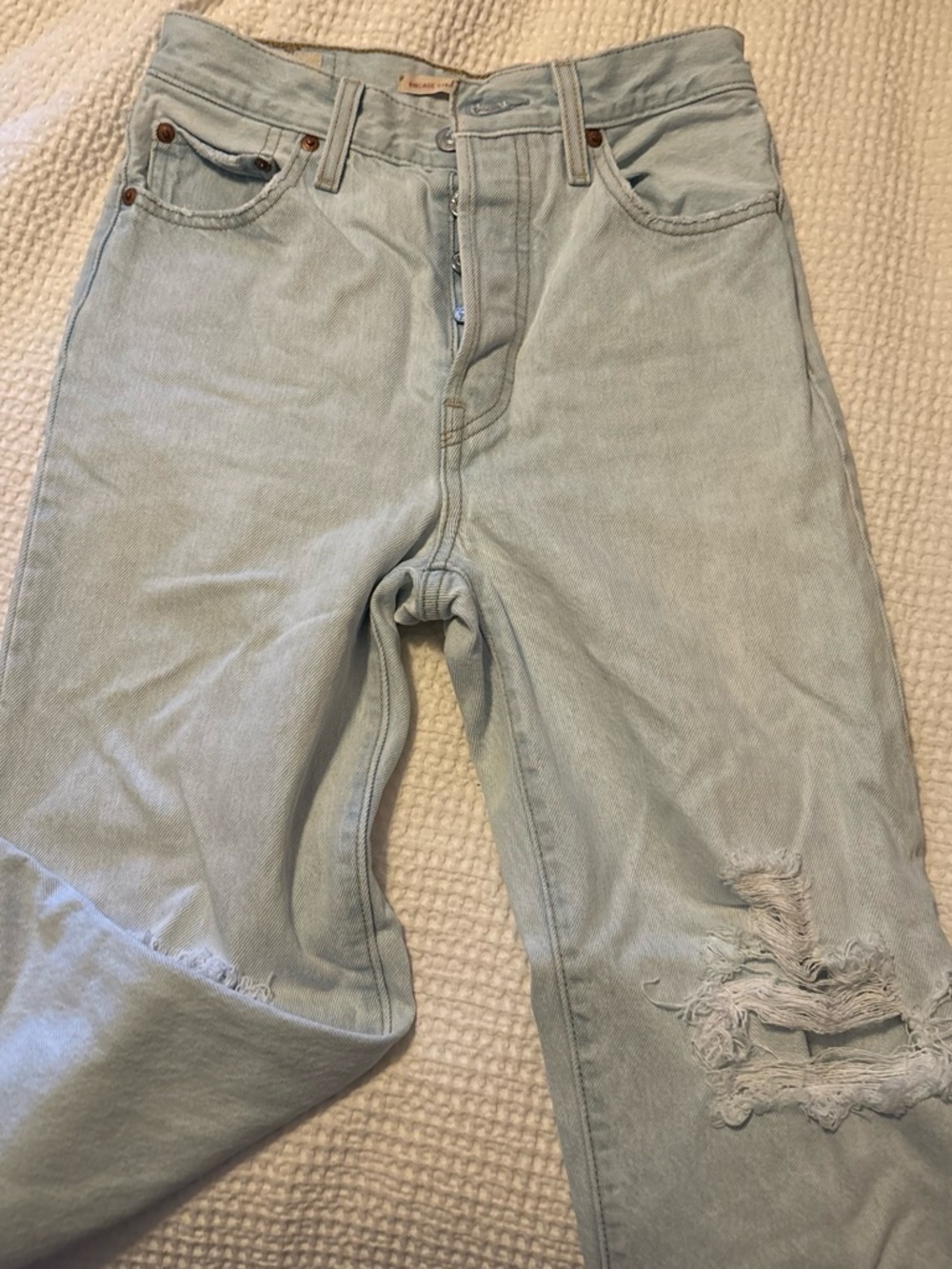 Levis Women’s Size 24 Ribcage Straight Ankle Jeans